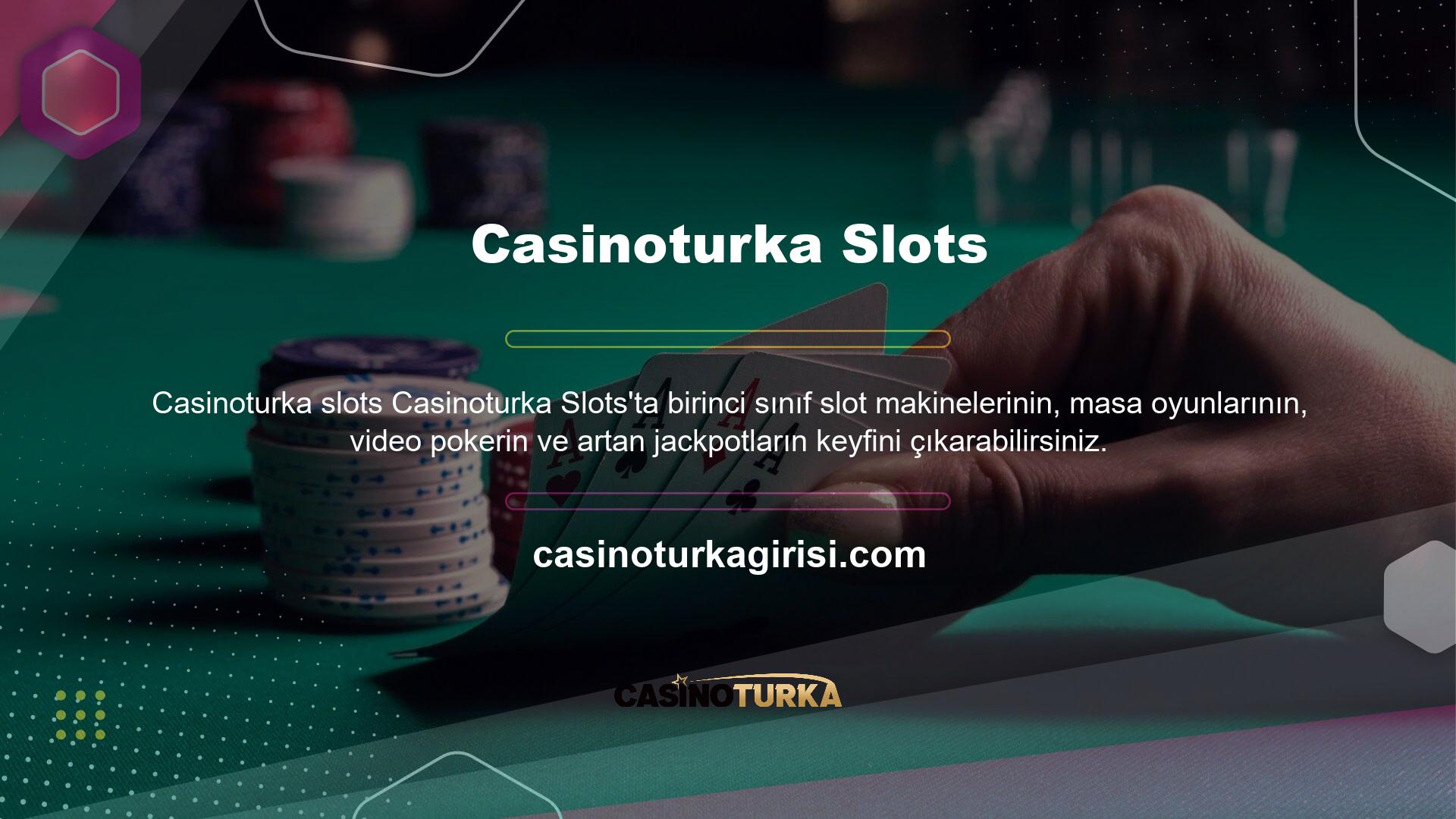 Casino, masaüstü istemcileri indirme veya tarayıcı pencerenizde oynamanıza olanak tanıyan anında oyun arayüzünü kullanma seçeneği sunar